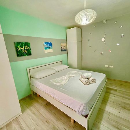 Superb Studio Apartment Near To The City Center Tiranë Ngoại thất bức ảnh