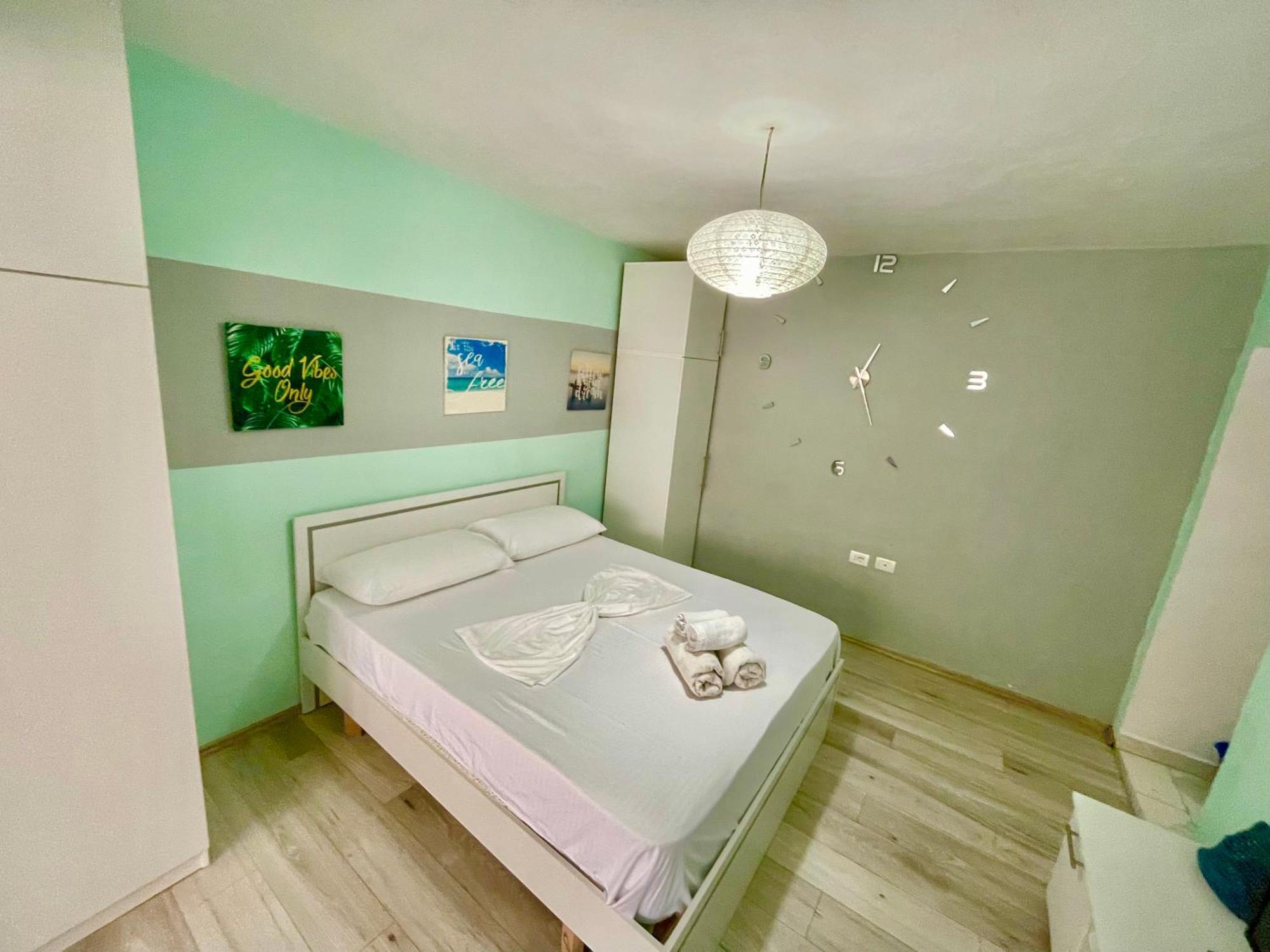 Superb Studio Apartment Near To The City Center Tiranë Ngoại thất bức ảnh